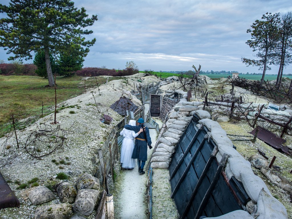 champagne, main de massiges